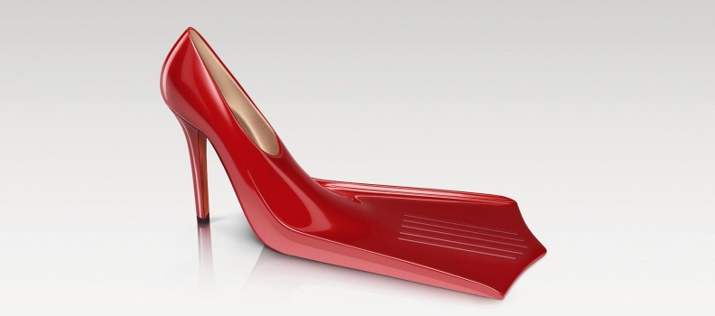 002 HSBC_redshoe4-2104