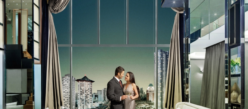 007 Skyline_LivingRoom_Couple_231012